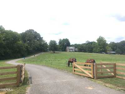 4605 Tazewell Pike Knoxville, TN 37918