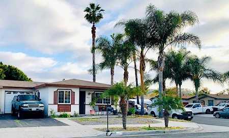 4527 Avenida Calafia Oceanside, CA 92057