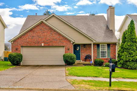 7303 Spring Run Dr Louisville, KY 40291