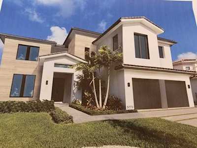 5716 Ashwood Cir Hollywood, FL 33312