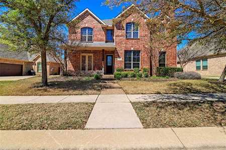 9439 Crane Street Lantana, TX 76226