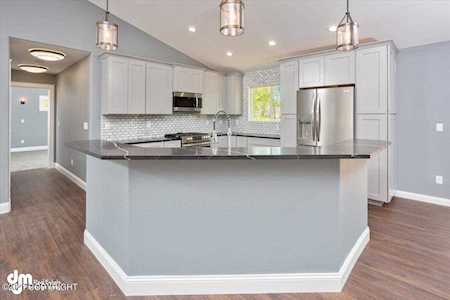 L2 B2 E Paradise Ln Wasilla, AK 99654