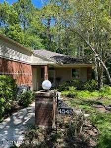 4545 Middleton Park Cir Jacksonville, FL 32224
