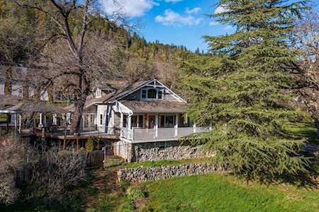 16995 E Evans Creek Rd Rogue River, OR 97537