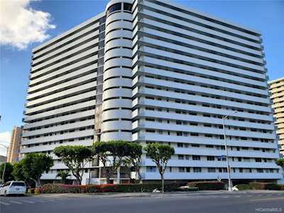 1128 Ala Napunani Street #201 Honolulu, HI 96818