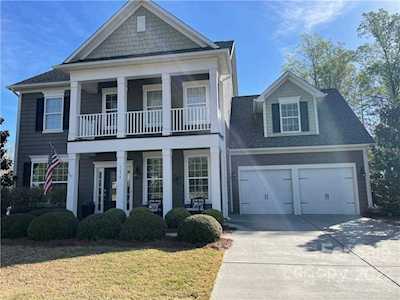 1694 Fairntosh Dr Fort Mill, SC 29715