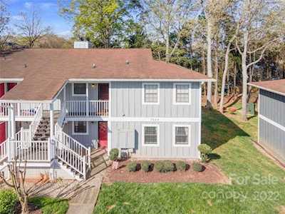 7604 Woods Ln Cornelius, NC 28031