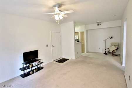6955 N Durango Dr #2014 Las Vegas, NV 89149
