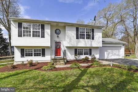 278 Peninsula Farm Rd Arnold, MD 21012