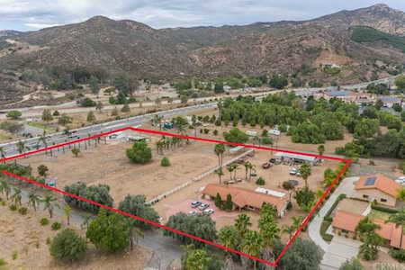 13950 Valle Lindo Rd Escondido, CA 92027
