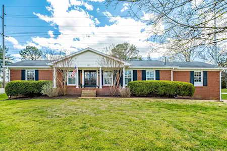 527 Brentview Hills Drive Nashville, TN 37220