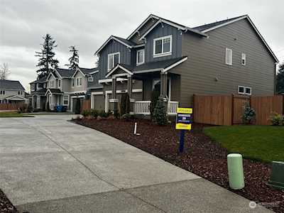 2830 173rd Ave E #39 Lake Tapps, WA 98391