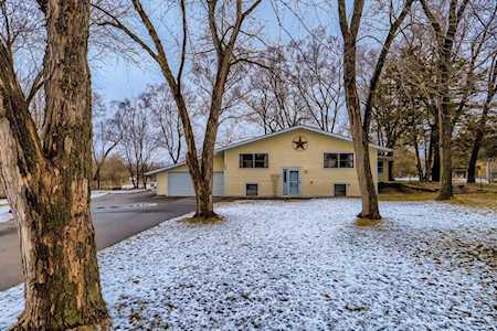 295 Quant Court N Lakeland, MN 55043