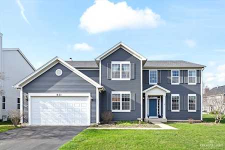 821 Georgetown Dr Oswego, IL 60543