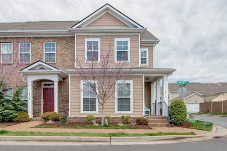 8914 Sunnyfield Way Nashville, TN 37211