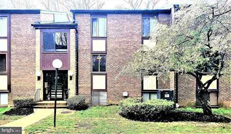 9737 Kings Crown Ct #102 Fairfax, VA 22031