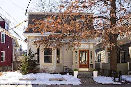 8 Florence Cambridge, MA 02139