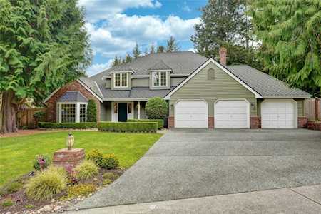 20427 NE 35th St Sammamish, WA 98074
