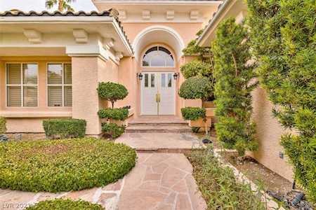 2040 Glenview Dr Las Vegas, NV 89134