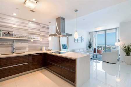 1100 Biscayne Blvd #5503 Miami, FL 33132