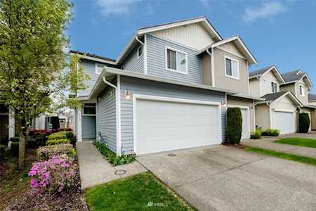 1348 51st Place NE #401 Auburn, WA 98002