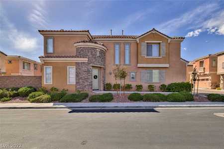 2419 Granada Bluff Ct Las Vegas, NV 89135