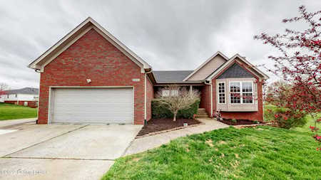 2245 Sunrise Cir Shelbyville, KY 40065
