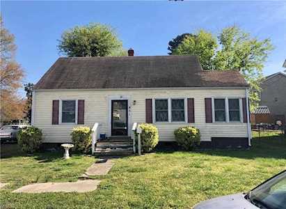 451 Newport News Ave Hampton, VA 23669