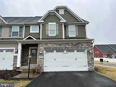 25049 Sullivan Terrace Aldie, VA 20105