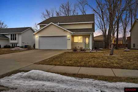 108 Panther Ln Mankato, MN 56001
