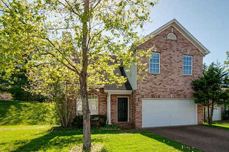 11 Wynfield Ct Nashville, TN 37211