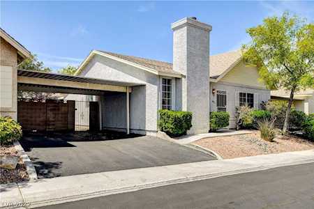 605 Jonathan Glen Way Las Vegas, NV 89145