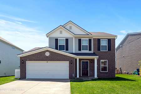 5047 Tealwood Dr Shelbyville, KY 40065