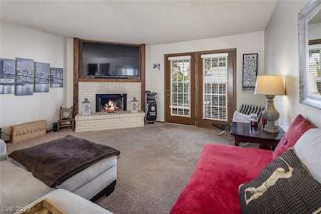 2899 Rosemary Ct Henderson, NV 89074