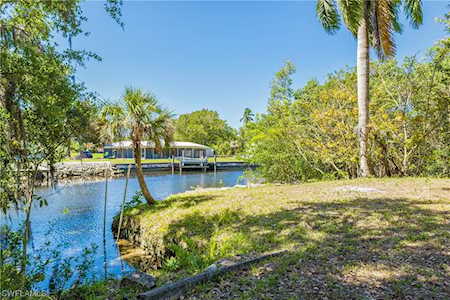 27271 Morgan Rd Bonita Springs, FL 34135