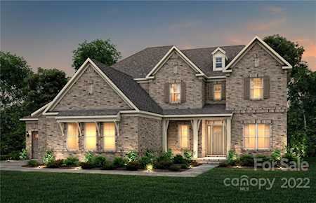 909 Travers Ct Wesley Chapel, NC 28110