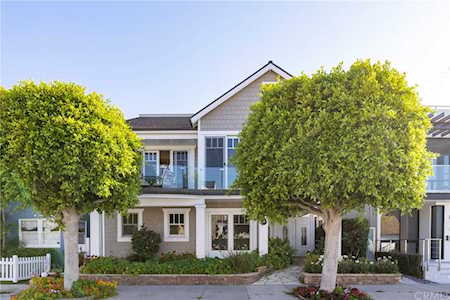 2109 E Balboa Blvd Newport Beach, CA 92661