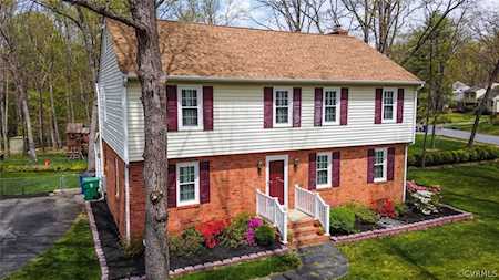 10200 Viewmere Crescent North Chesterfield, VA 23235