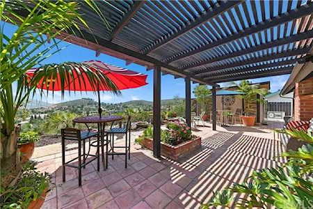 10045 Canyontop Street Spring Valley, CA 91977