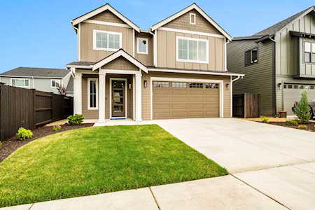 63211 NW Lavacrest St Bend, OR 97703