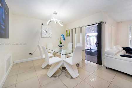 6960 SW 128th Ct Miami, FL 33183
