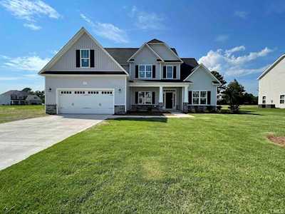 37 Barton Bay Lane Clayton, NC 27520