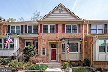 8027 Galla Knoll Circle Springfield, VA 22153