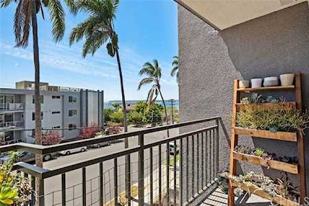 2414 Front Street #18A San Diego, CA 92101