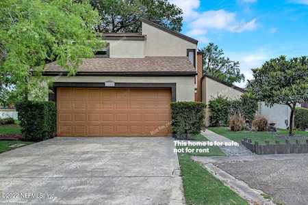 7805 Baymeadows Cir Jacksonville, FL 32256