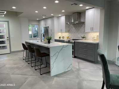5654 N 78th Way Scottsdale, AZ 85250