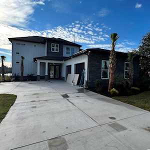 1016 Clamour Ct. Conway, SC 29526