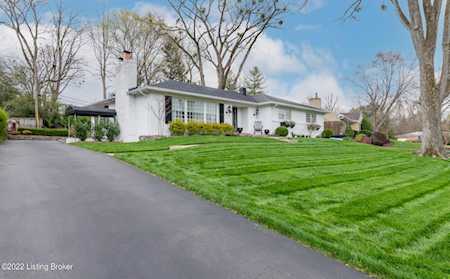 211 Choctaw Rd Louisville, KY 40207