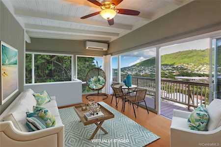 2961 Kalawao Place #D Honolulu, HI 96822