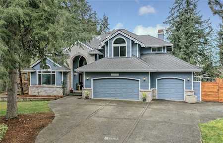 23008 SE 220th Place Maple Valley, WA 98038